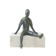 Figur, sitzend
