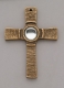 Kreuz mit klarem Stein